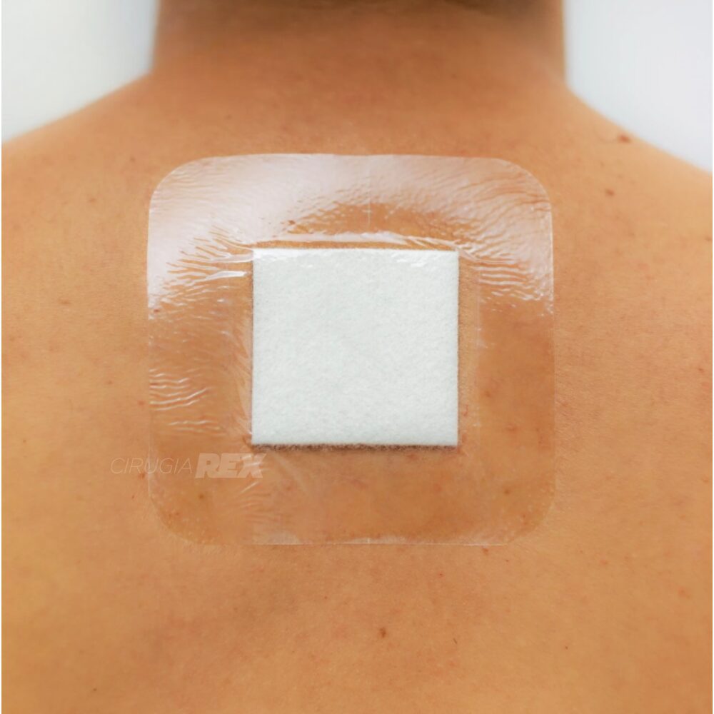 Apósito Transparente con Centro Absorbente 10 x 10cm HIPOALERGIC - Imagen 3